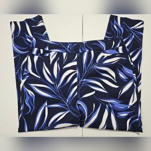 Chico's Blue and White Leaf Tropical Patterned Printed Pants Womens US Size 12